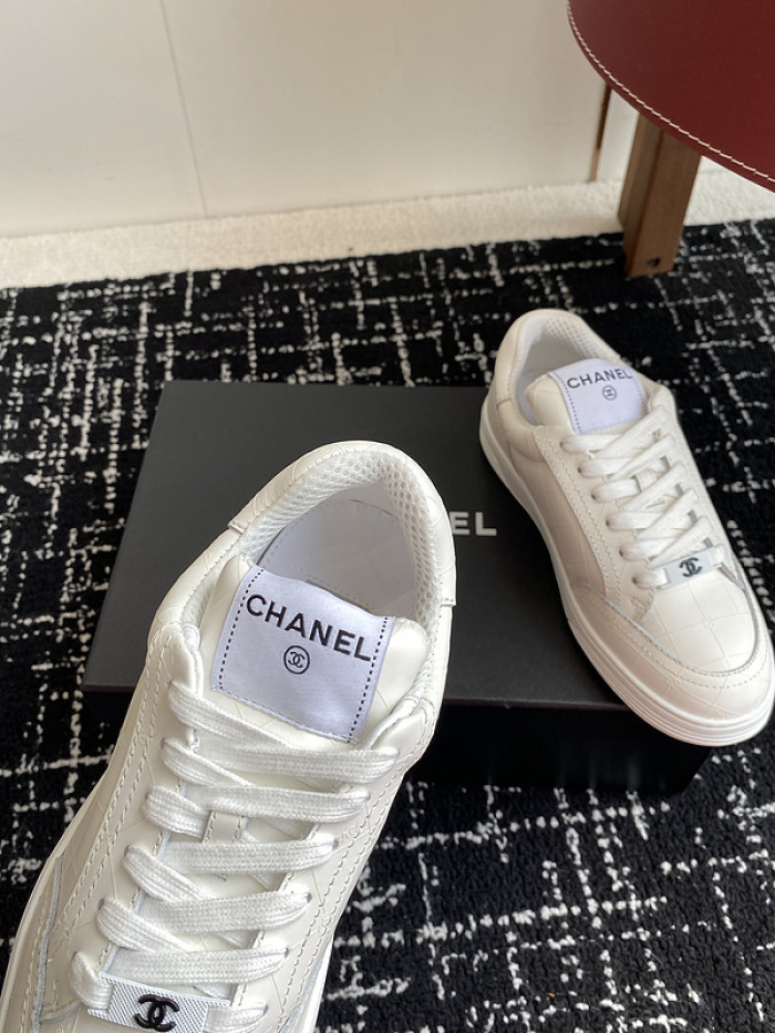 CHANEEL sneaker