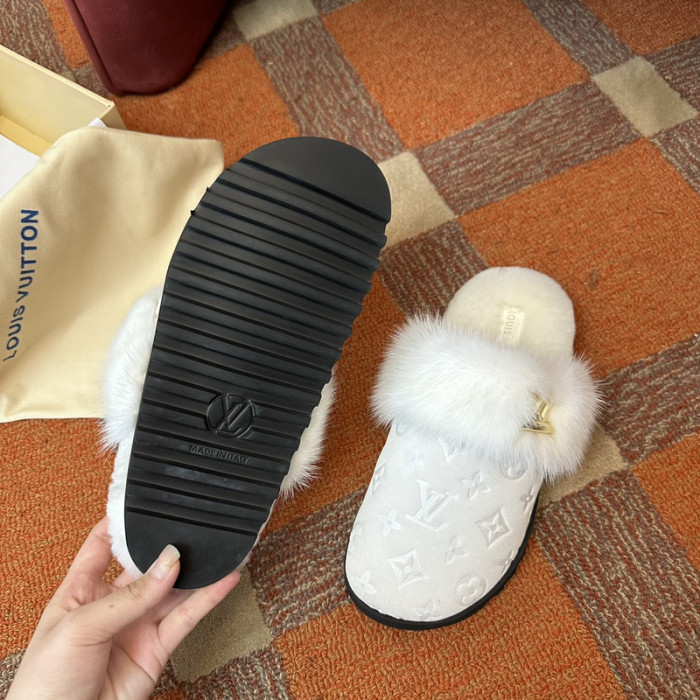 L&V SLIPPERS