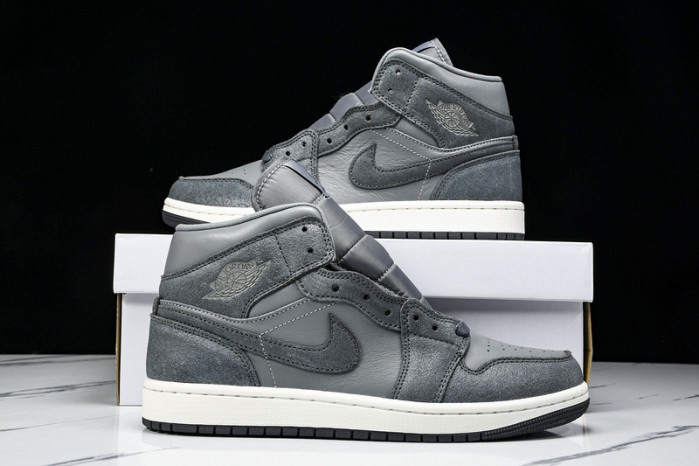 WMNS Air Jordan Mid SE FJ3448-001
