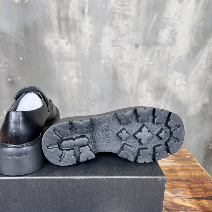 PRA designer sneaker