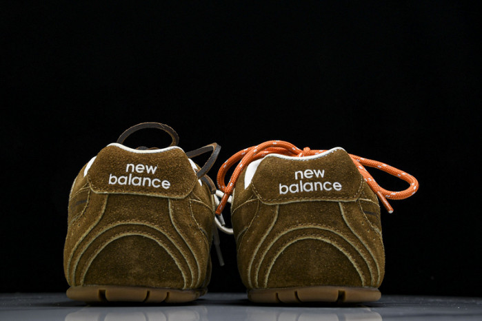 New Balance Mi­u