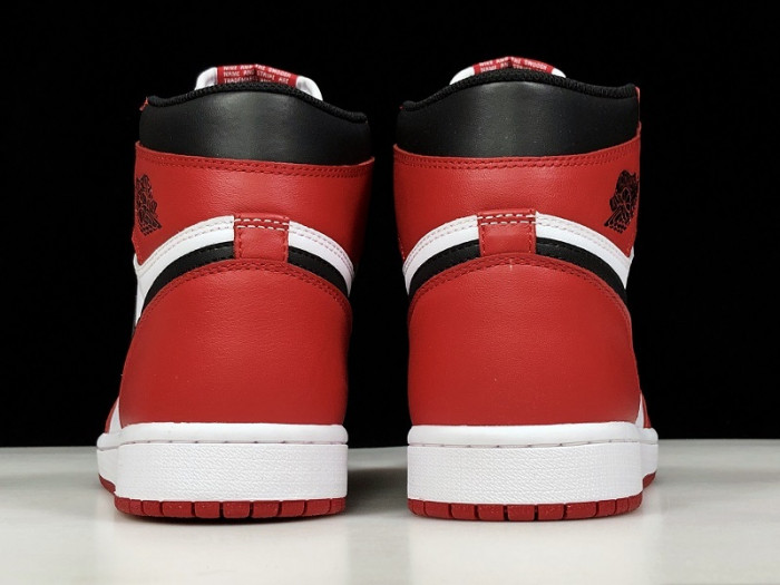 AIR JORDAN 1 RETRO HIGH OG "CHICAGO" 2015 555088-101