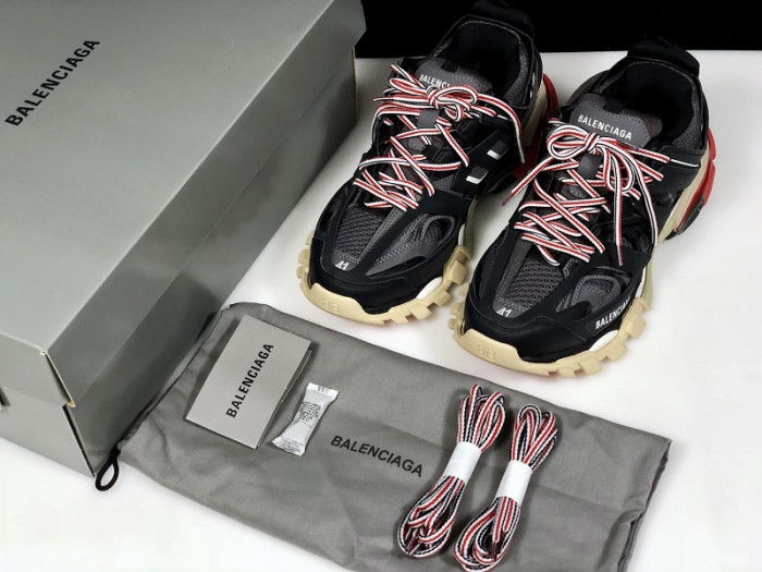 BLEN Track Black Grey Red 542023W1GB16212