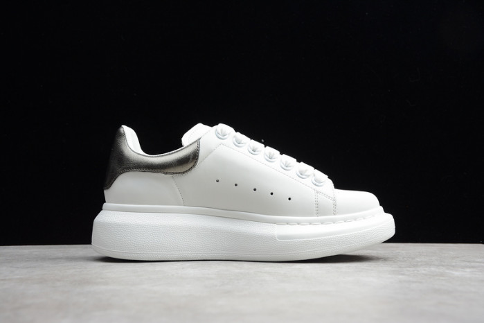 Alexander McQueen sneaker