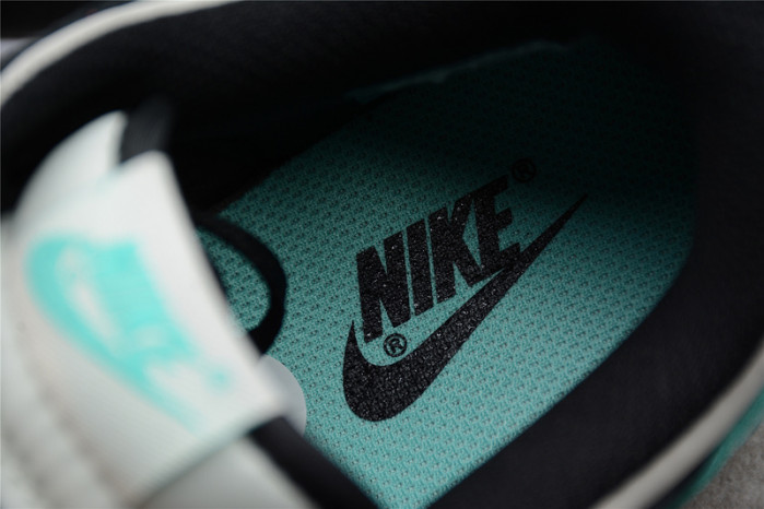 Nike Dunk Low Light Bone Tropical Twist (GS) - CW1590-003