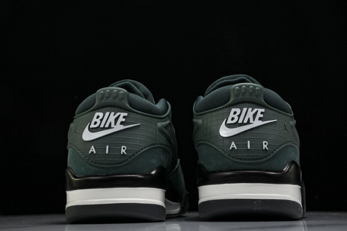 WMNS Air Jordan 4 RM“OXIDIZED GREEN” FQ7940-300