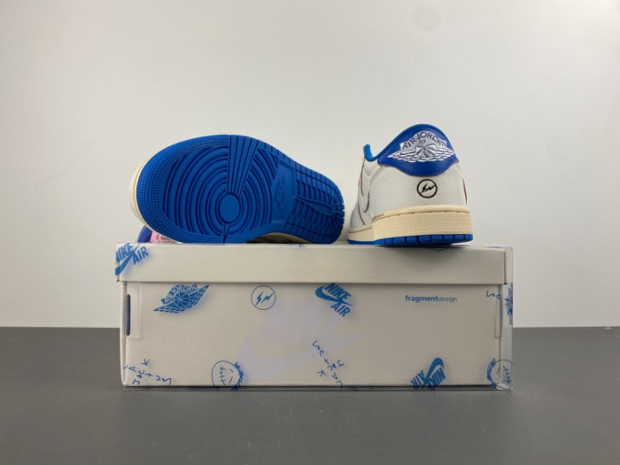 Fragment Design x Travis Scott Air Jordan 1 Low OG SP DM7866-104