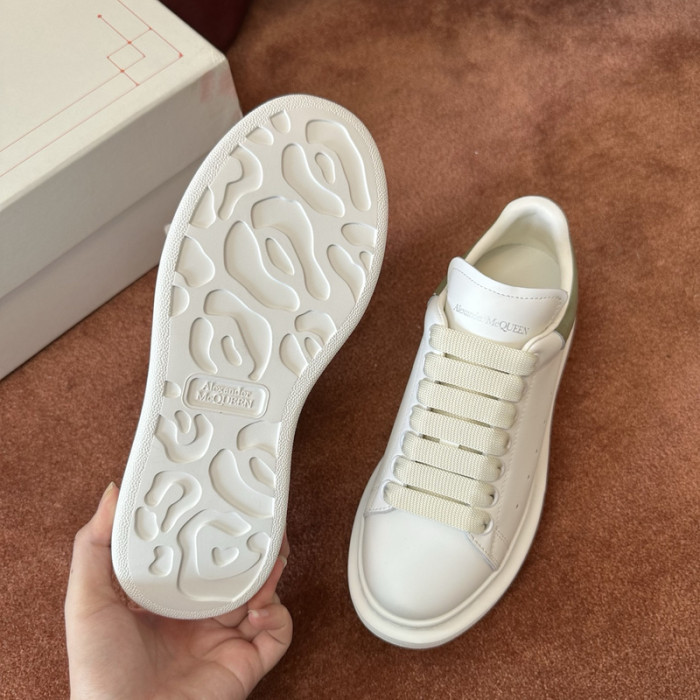 Alexander McQueen sneaker