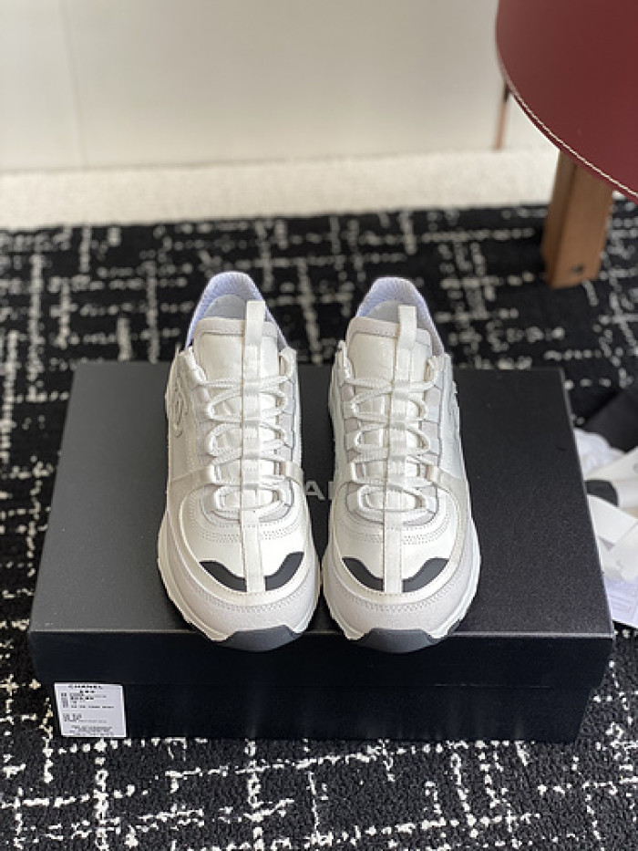 CHANEEL sneaker