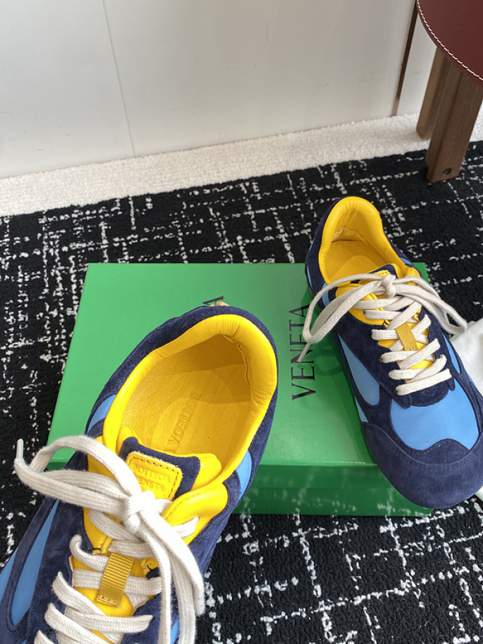 BOTTEGA VENETA SNEAKER