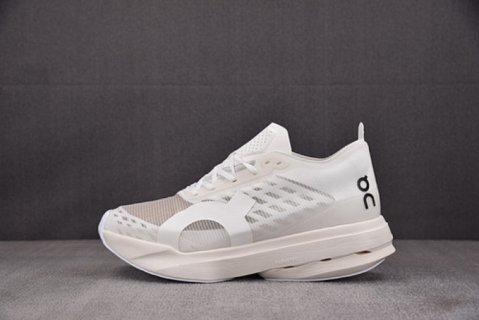LOEWEE SNEAKERS
