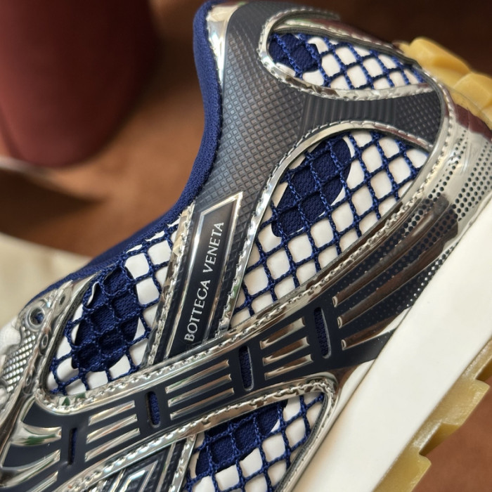 BOTTEGA VENETA SNEAKER