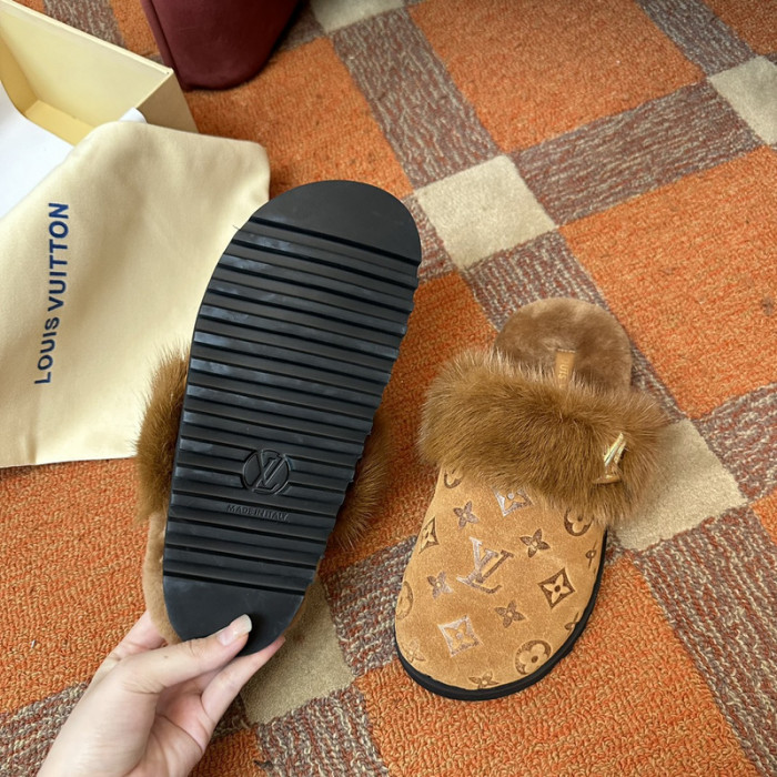L&V SLIPPERS