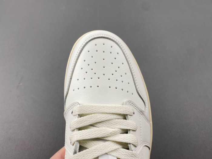 Air Jordan 1 Low DC0774-134