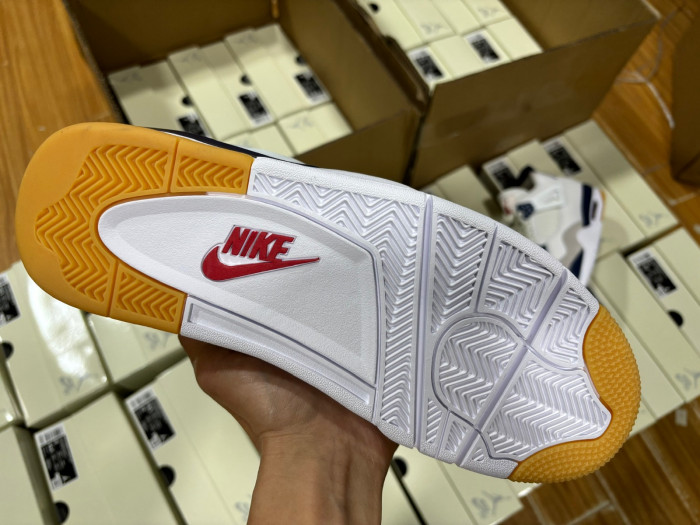 Nike SB x Air Jordan 4 “Navy” DR5415-100