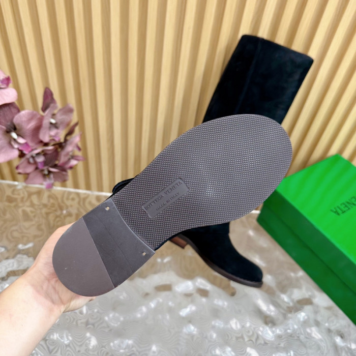 BOTTEGA VENETA SNEAKER