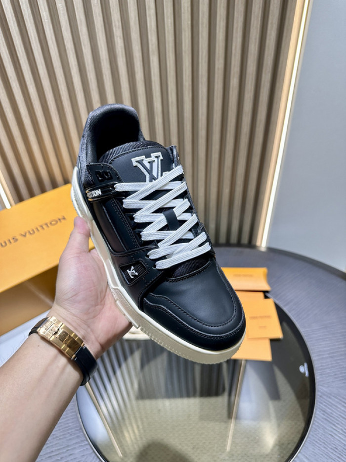 L&V SNEAKERS