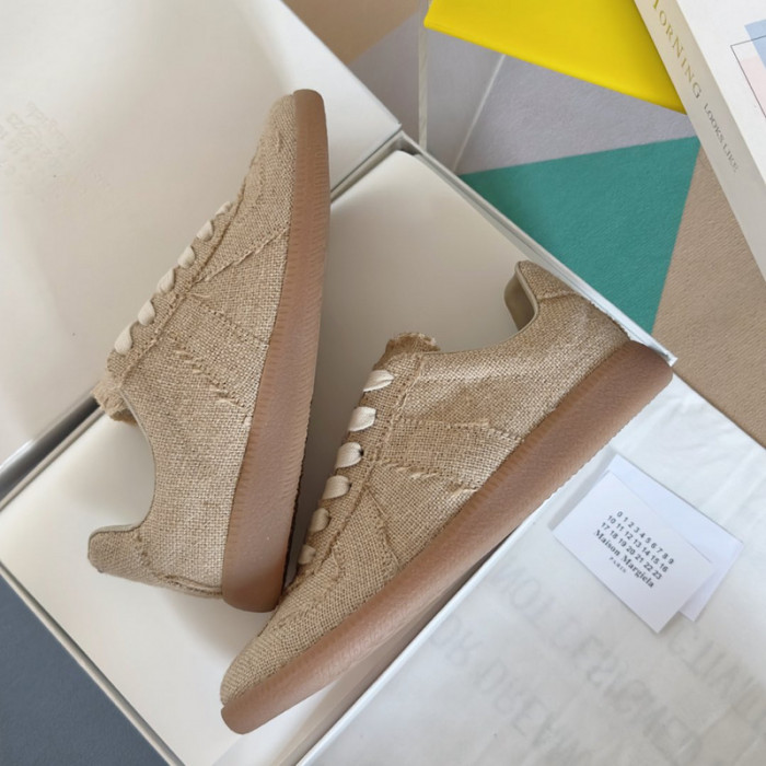 ma*s*n Ma*i*laa shoes