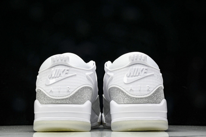 Air Jordan 4 "Remastered" HQ3441-111