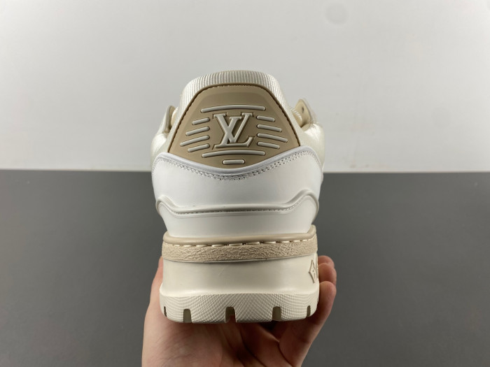 L&V SNEAKERS