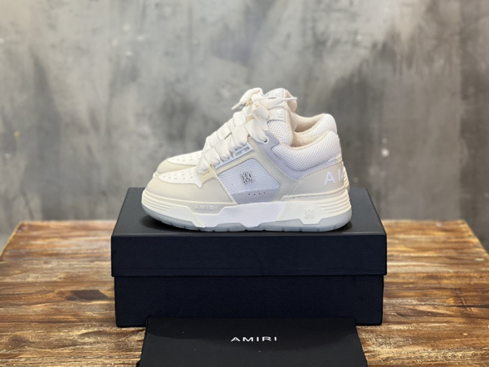 AM1R1 SNEAKERS