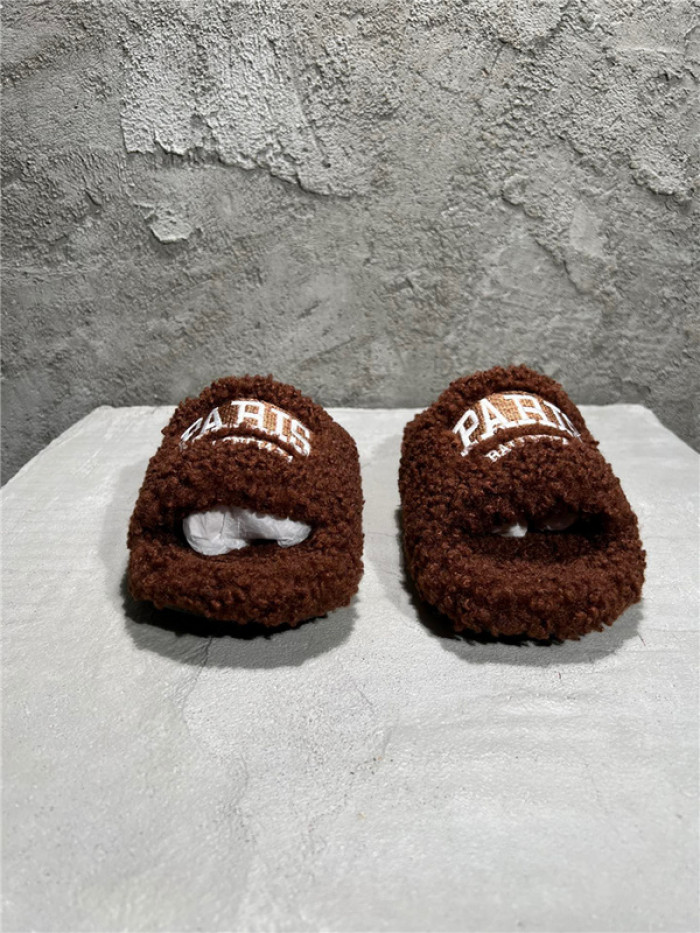 BLEN DESIGNER SLIPPERS