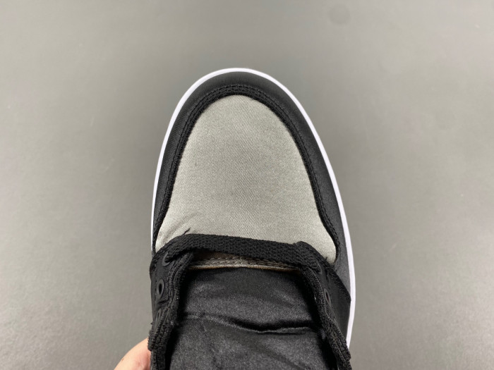 Air Jordan 1 Retro High OG FD4810-010