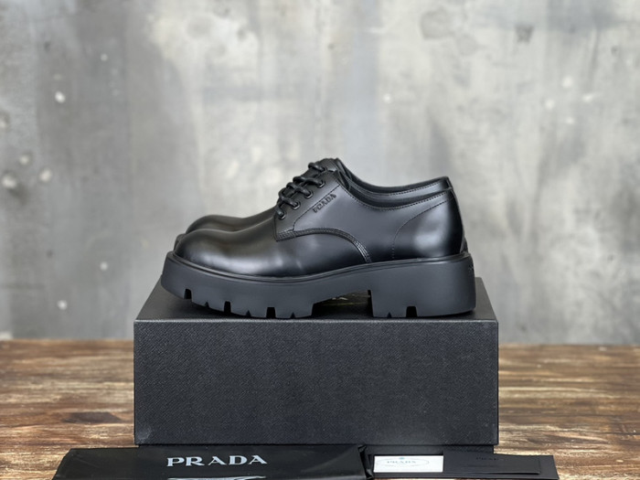 PRA designer sneaker