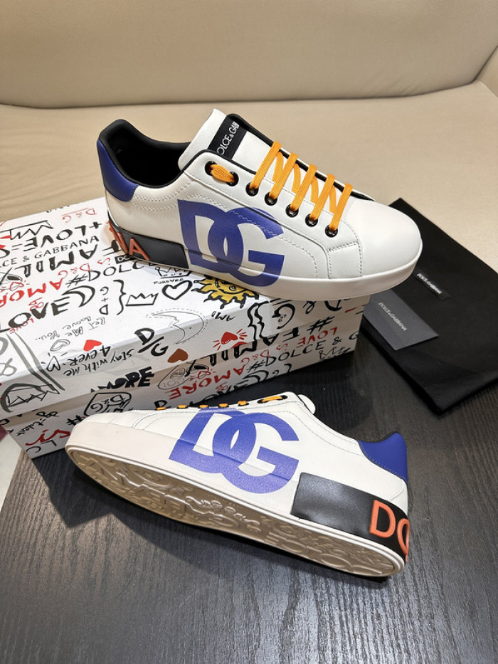 DG sneaker