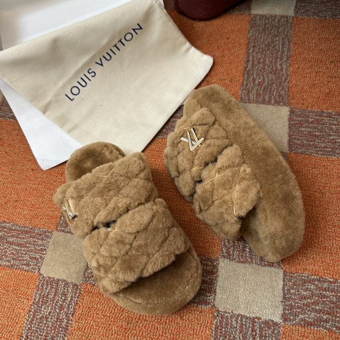 L&V SLIPPERS