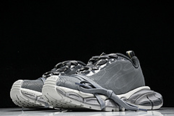 BLEN Phantom Sneaker