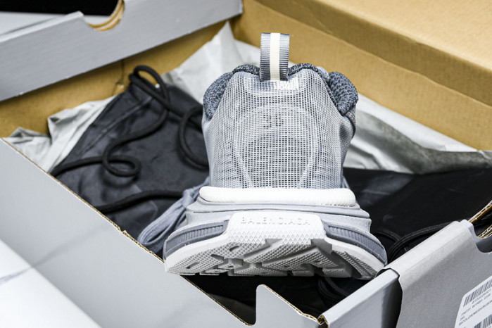 BLEN Phantom Sneaker