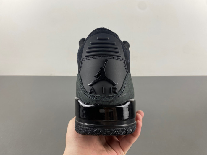 Air Jordan 3 “Black Cat” CT8532-001