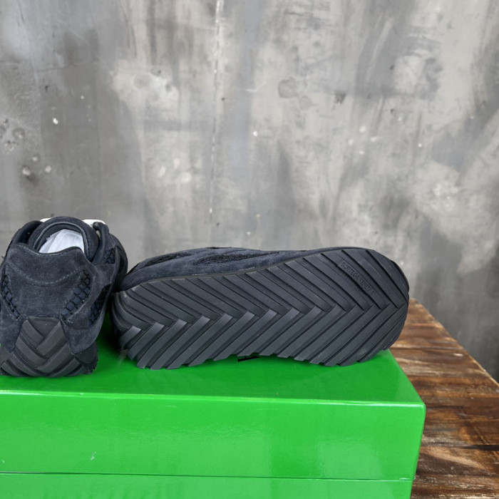 BOTTEGA VENETA SNEAKER