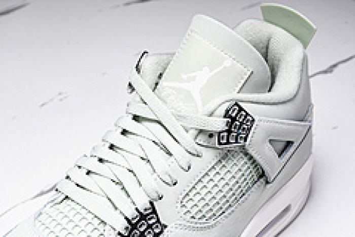 Air Jordan 4 “Seafoam” HV0823-003