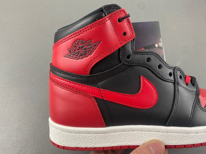 Air Jordan 1 High ’85 “Bred” Color: Black/Varsity Red-White HV6674-067